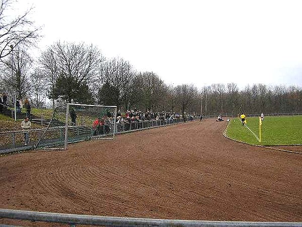 Bezirkssportanlage Mitte II LA-Platz - Essen/Ruhr-Altenessen