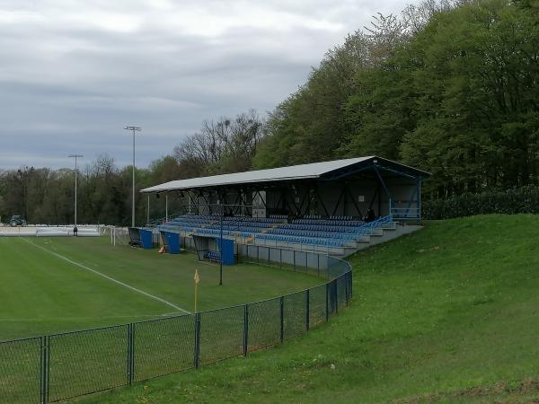 Gradski Stadion  - Dugo Selo   