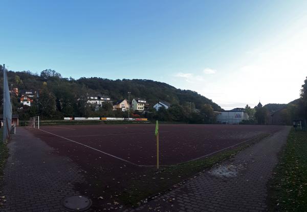 Sportplatz In den Wingertsgärten - Niederfell