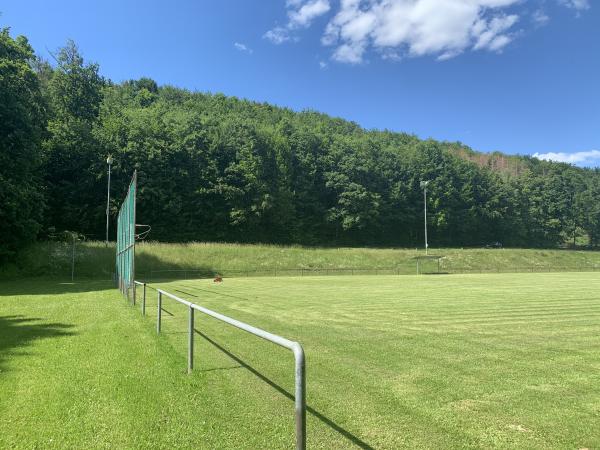 Sportplatz Am Pfarrberg - Ortenberg/Hessen-Usenborn