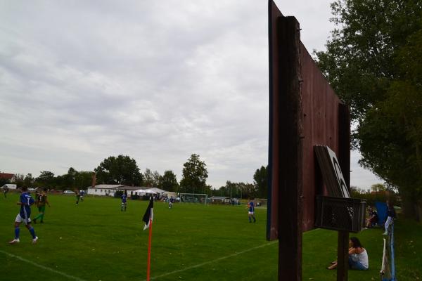 Sportanlage am Kanal - Merseburg/Saale-Meuschau