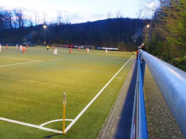 Huckenohl-Stadion Nebenplatz - Menden/Sauerland