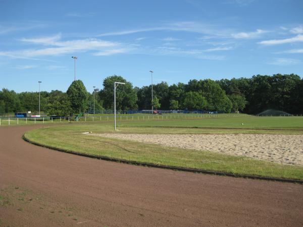 Walter-Bismark-Stadion - Celle