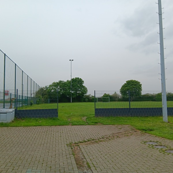 Sportanlage Rönneter Platz 4 - Mönchengladbach-Holt