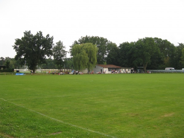 Sportanlage an der Uchte Platz 2 - Stendal-Wahrburg