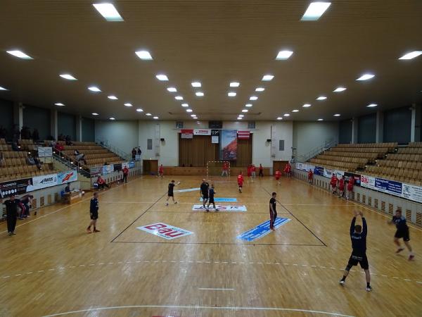 Sport- und Mehrzweckhalle