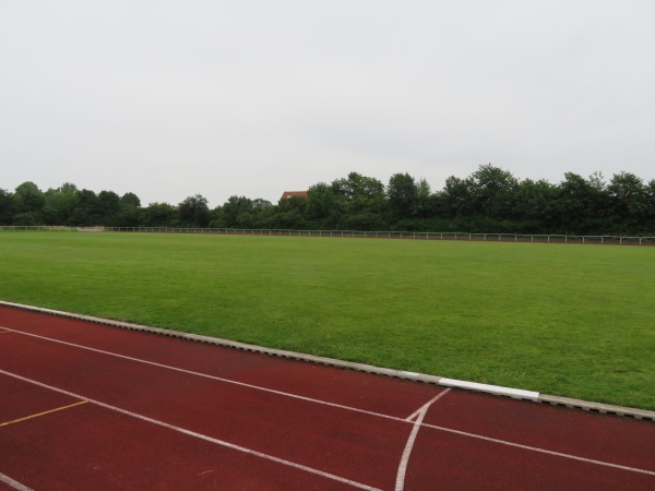 Sportplatz am Ortsrand - Harsum-Borsum