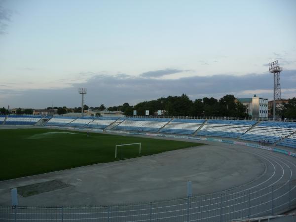 Dinamo stadioni - Samarkand