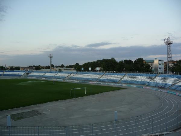 Dinamo stadioni - Samarkand