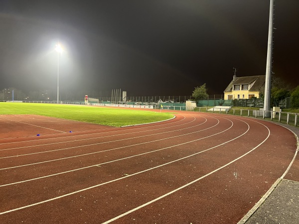 Stade Aimé Bergeal - Mantes-la-Ville