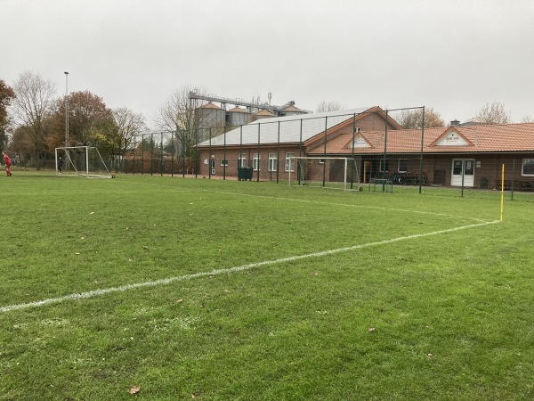 Sportanlage Mittelthüler Straße B-Platz - Friesoythe-Markhausen