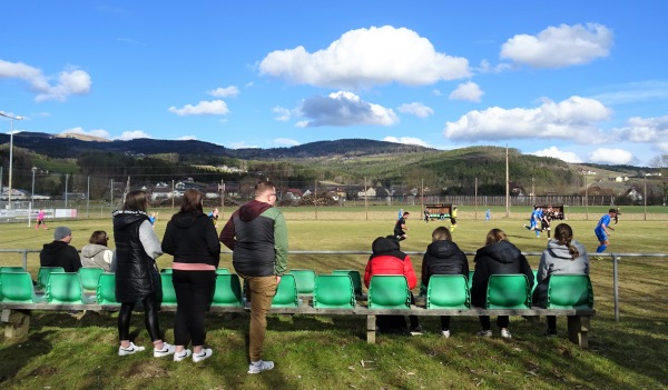 Sportplatz Lebing - Floing