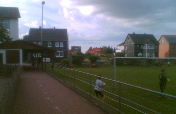 Sportplatz am Löwenherzpark - Dassel-Lauenberg