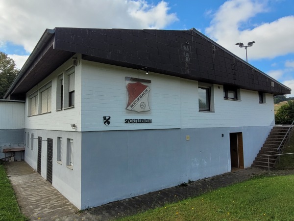 Sportplatz Bornweg - Ludwigsau-Meckbach