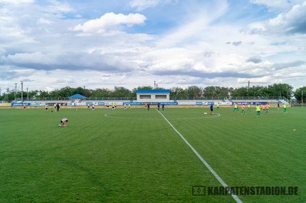 Stadionul Dinamo-Auto - Tîrnauca