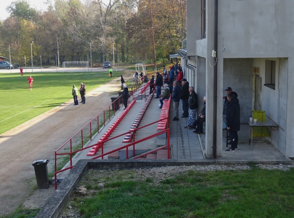 Futbalový štadión Mojmírovce - Mojmírovce