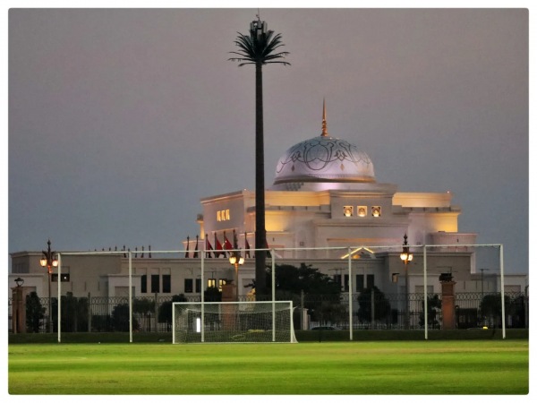 Emirates Palace Football Field - Abū ẓabī (Abu Dhabi)