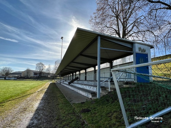 Langenberg-Kampfbahn - Baunatal-Großenritte