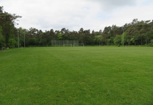 Sportplatz am Heideschlösschen 4 - Itterbeck-Wielen
