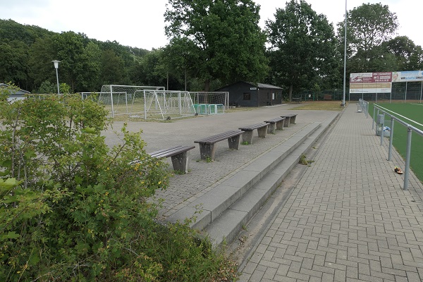 Stadion Sander Tannen Nebenplatz 2 - Hamburg-Bergedorf