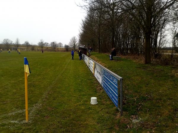 Sportanlage Mielsdorfer Straße (alt) - Weede