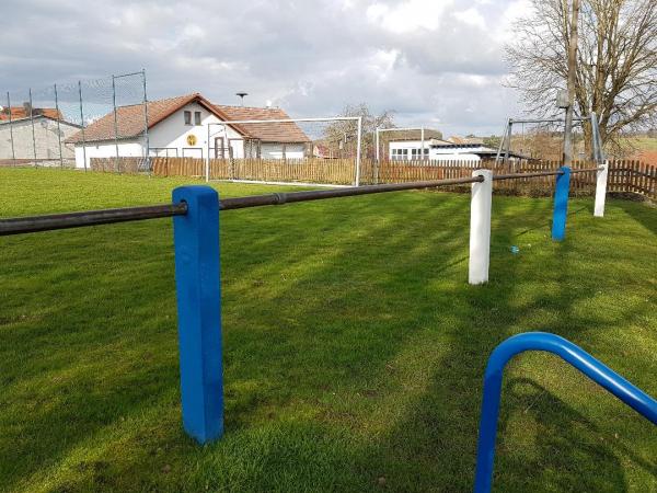 Sportplatz In den Obergärten - Rabenau/Hessen-Geilshausen