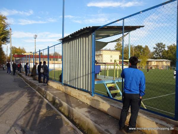 Stadion Chilanzorskoe pole  - Toshkent (Tashkent)