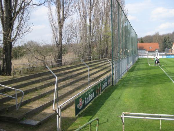 Sportplatz Lindenberg - Weimar