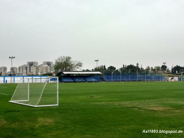 Maccabi Shaarayim Stadion - Rehovot 