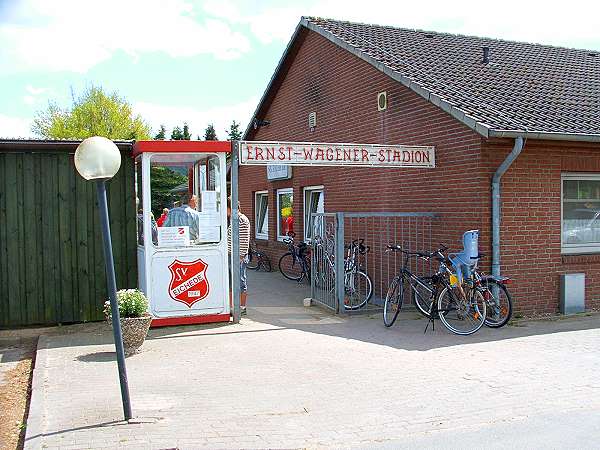 Ernst-Wagener-Stadion - Steinburg-Eichede