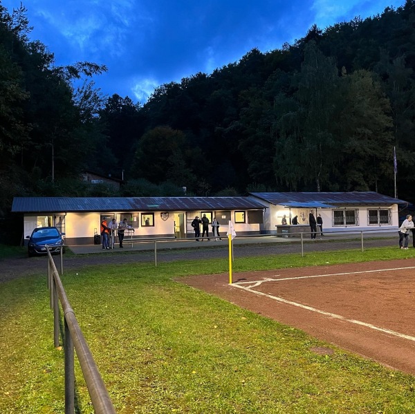Stadion Beerenbach - Obernheim-Kirchenarnbach-Neumühle