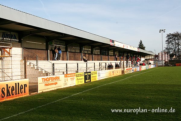 Wilhelm-Langrehr-Stadion - Garbsen-Havelse