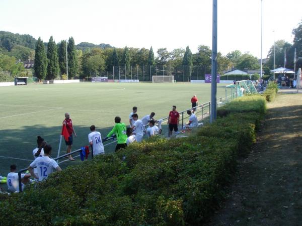 Sportplatz Heyestraße - Düsseldorf-Gerresheim