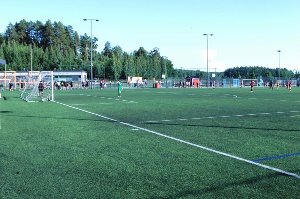 Latokartanon tekonurmikenttä - Helsinki (Helsingfors)