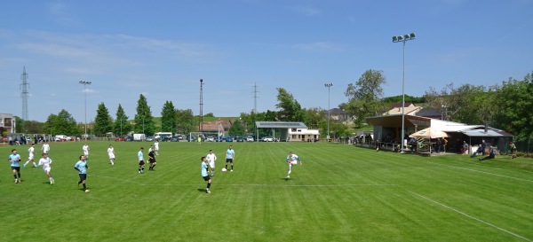 Fotbalový Stadion 1.FK Družstevník Nikolčice - Nikolčice