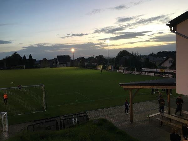 Sportplatz Waldstraße - Schiffweiler-Stennweiler