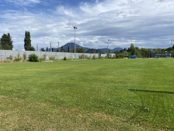 Sportplatz Bolaring Taxham Nebenplatz - Salzburg