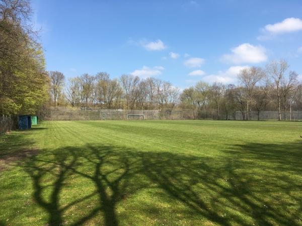 Bezirkssportanlage Döhren E-Platz - Hannover-Döhren