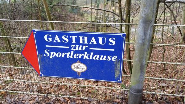 Sportplatz Staelsmühler Straße - Wermelskirchen-Dhünn