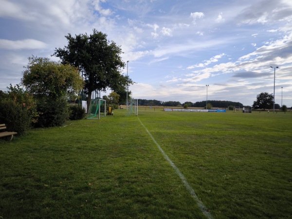 Sportanlage Leeseringer Weg - Husum bei Nienburg-Schessinghausen