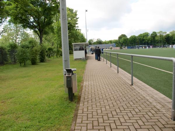 Bezirkssportanlage Kuhlhoffstraße - Essen/Ruhr-Altenessen