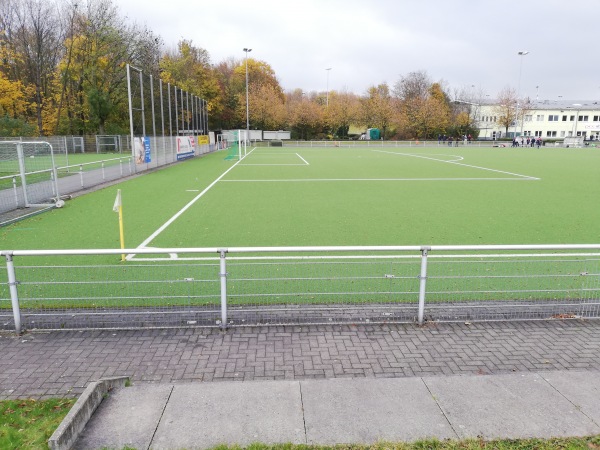 PCC-Stadion Nebenplatz 1 - Duisburg-Homberg