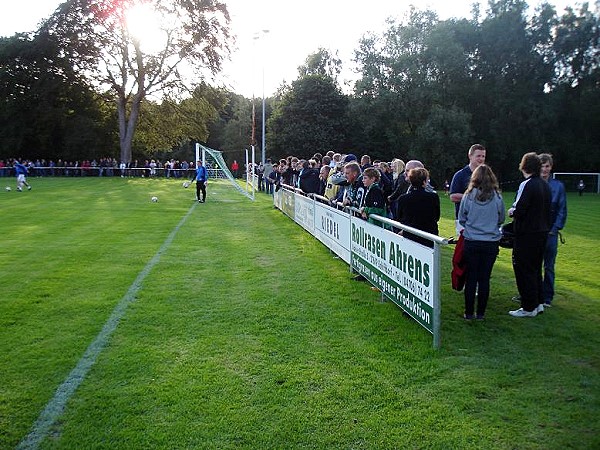 Sportplatz Blumenstraße - Hagen/Bremischen