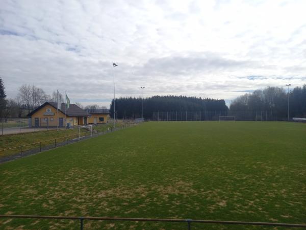 Waldsportplatz - Nauroth/Westerwald