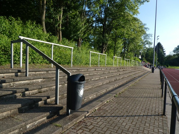 Sportplatz am Schulzentrum - Königswinter-Oberpleis