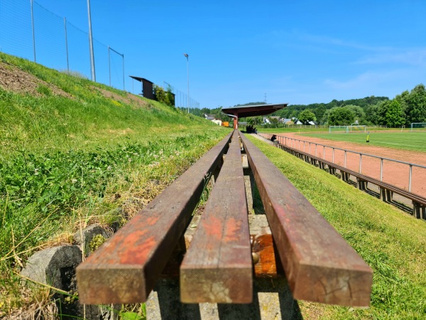 Sportstadion Niederzwönitz - Zwönitz-Niederzwönitz
