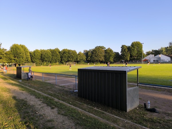 Sportzentrum der Gemeinde - Neuhofen/Pfalz