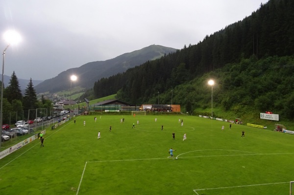 Waldstadion - Hinterglemm