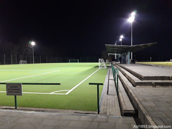 Sportzentrum Westend Platz 3 - Eberswalde-Westend