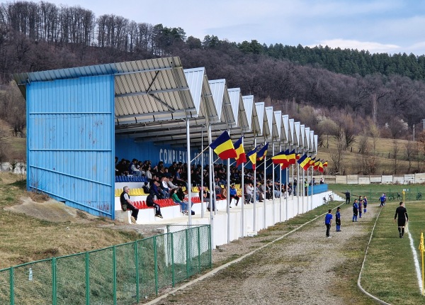 Stadionul Rafinăriei - Dărmănești